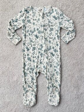 Tullabee Cream Floral Footed One-Piece for Kids